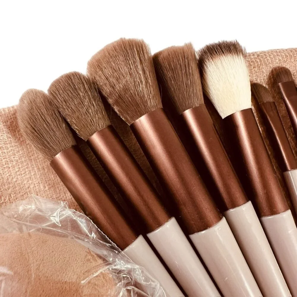Complete makeup brush set with travel pouch and beauty blender NWT